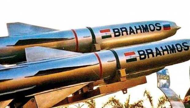 BrahMos-Missile BrahMos-Missile-Launched-in-Pakistan Missile