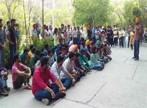 Guru-Nanak-Dev-University Students-attacked-in-GNDU GNDU-students-stabbed