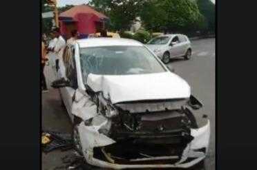 Accident-in-Mohali Cab-accident-in-Mohali Accident-of-CTU-bus