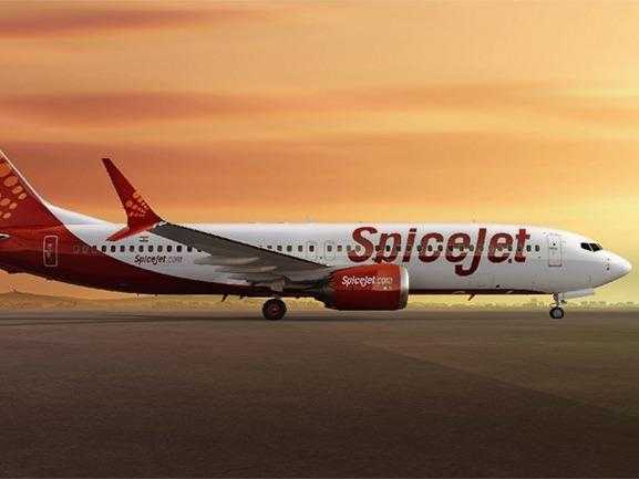 SpiceJet Luggage-of-SpiceJet-passengers-goes-missing Sri-Guru-Ramdas-International-Airport
