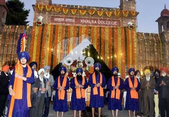 Amritsar Guru-Nanak-Dev-Ji-birthday Guru-Nanak-Dev-Ji-Prakash-Parv